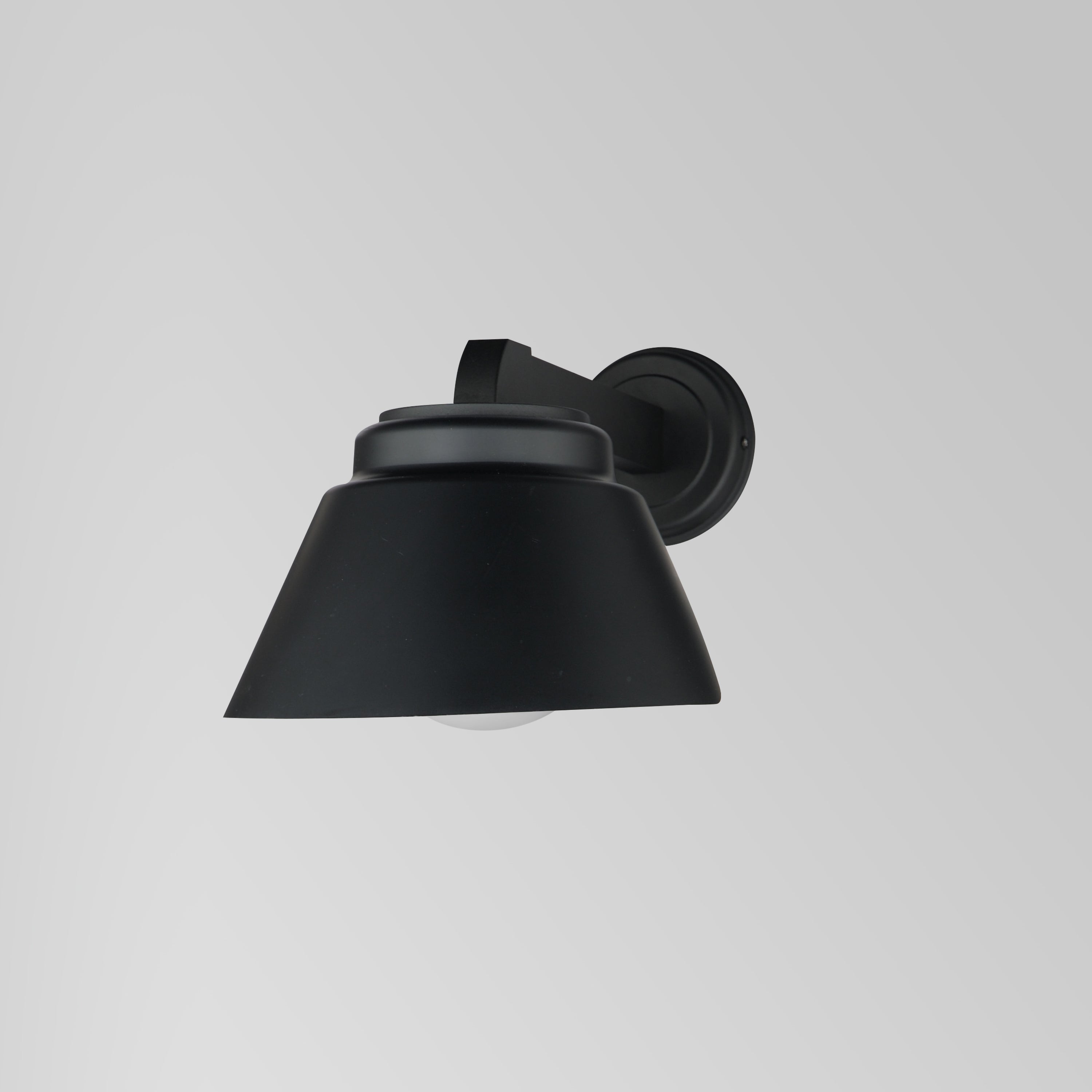 11 Inch Outdoor Wall Sconce – Black