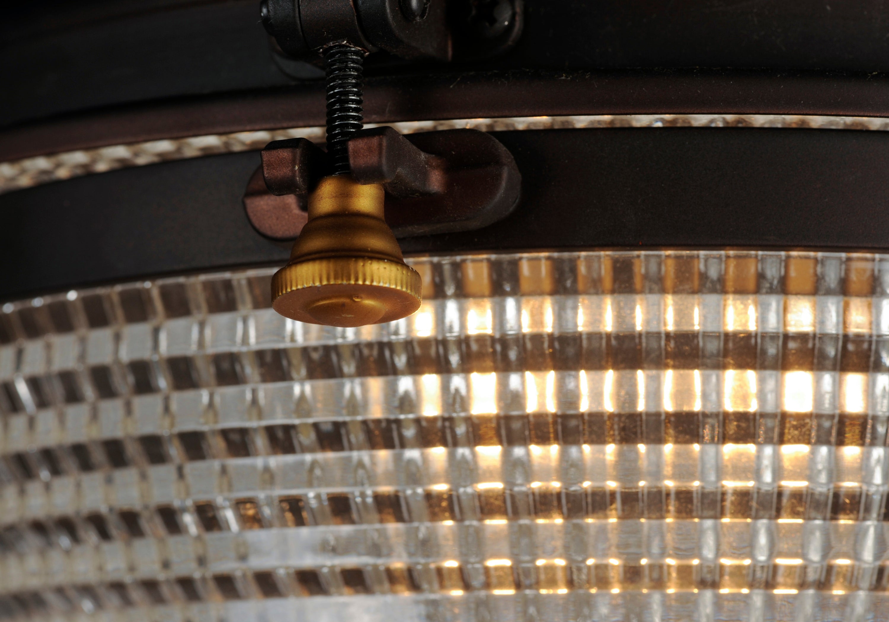 11 Inch Outdoor Flush Mount – Oil Rubbed Bronze / Antique Brass