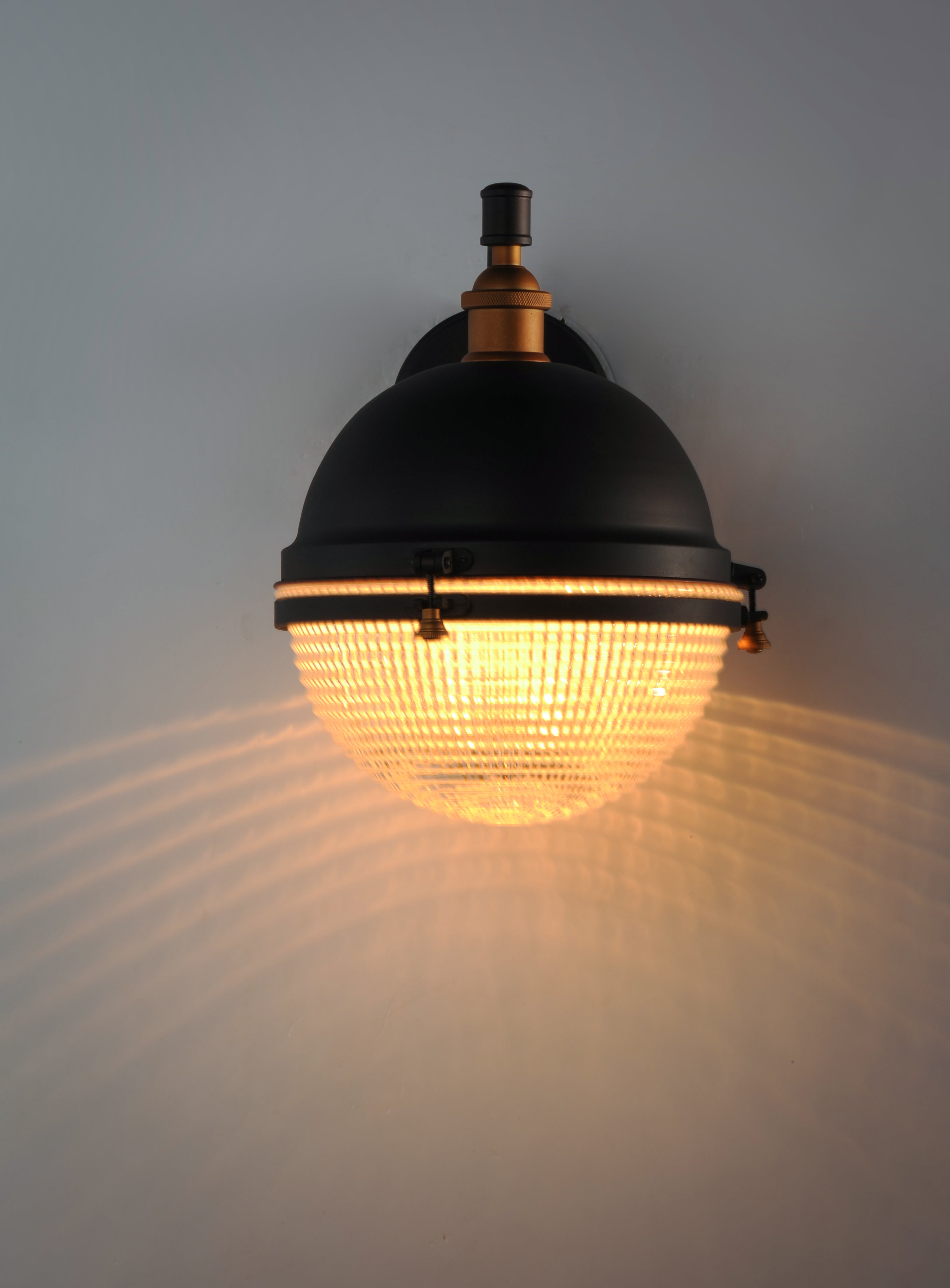 11 Inch Outdoor Wall Sconce – Oil Rubbed Bronze / Antique Brass