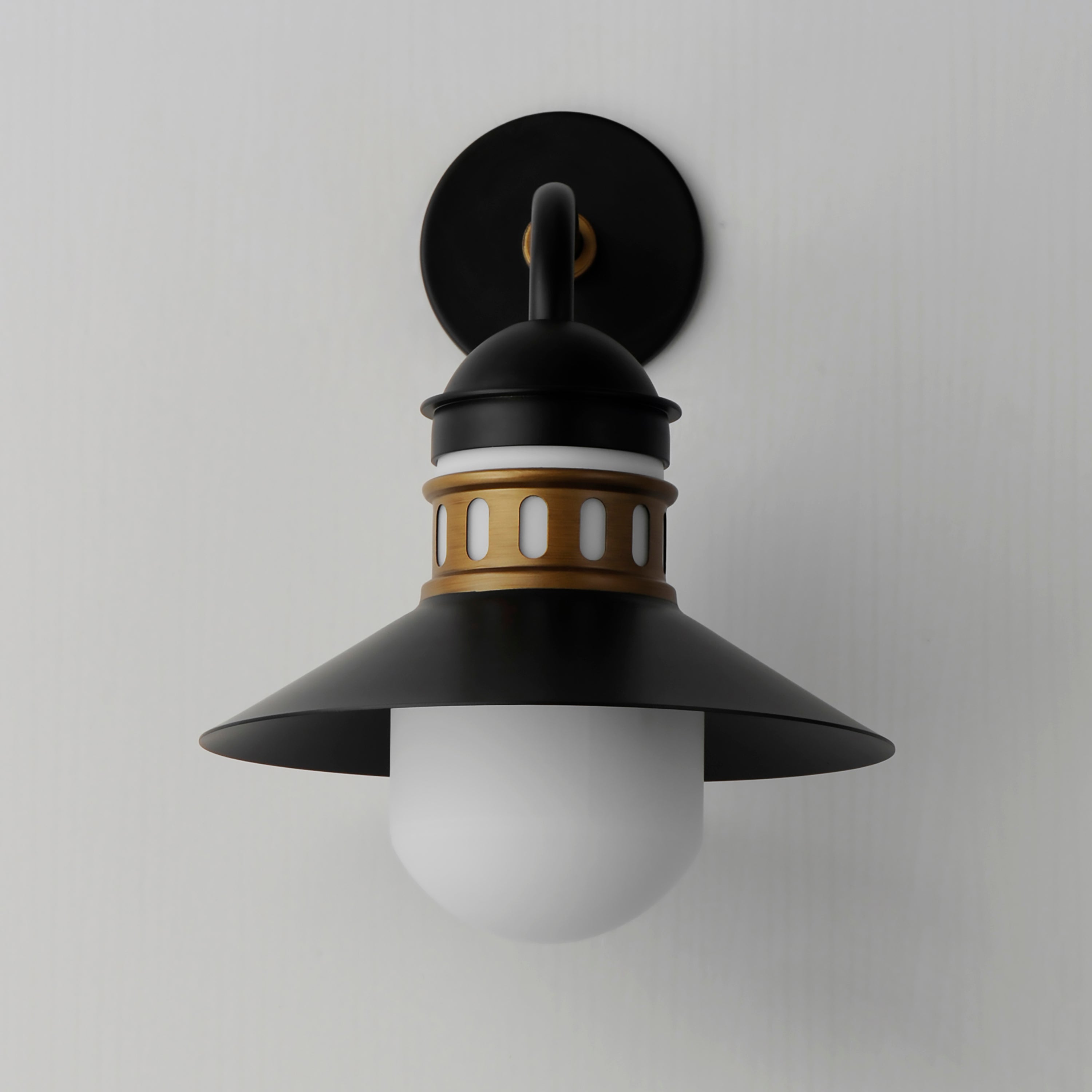 12 Inch Outdoor Wall Sconce – Black / Antique Brass
