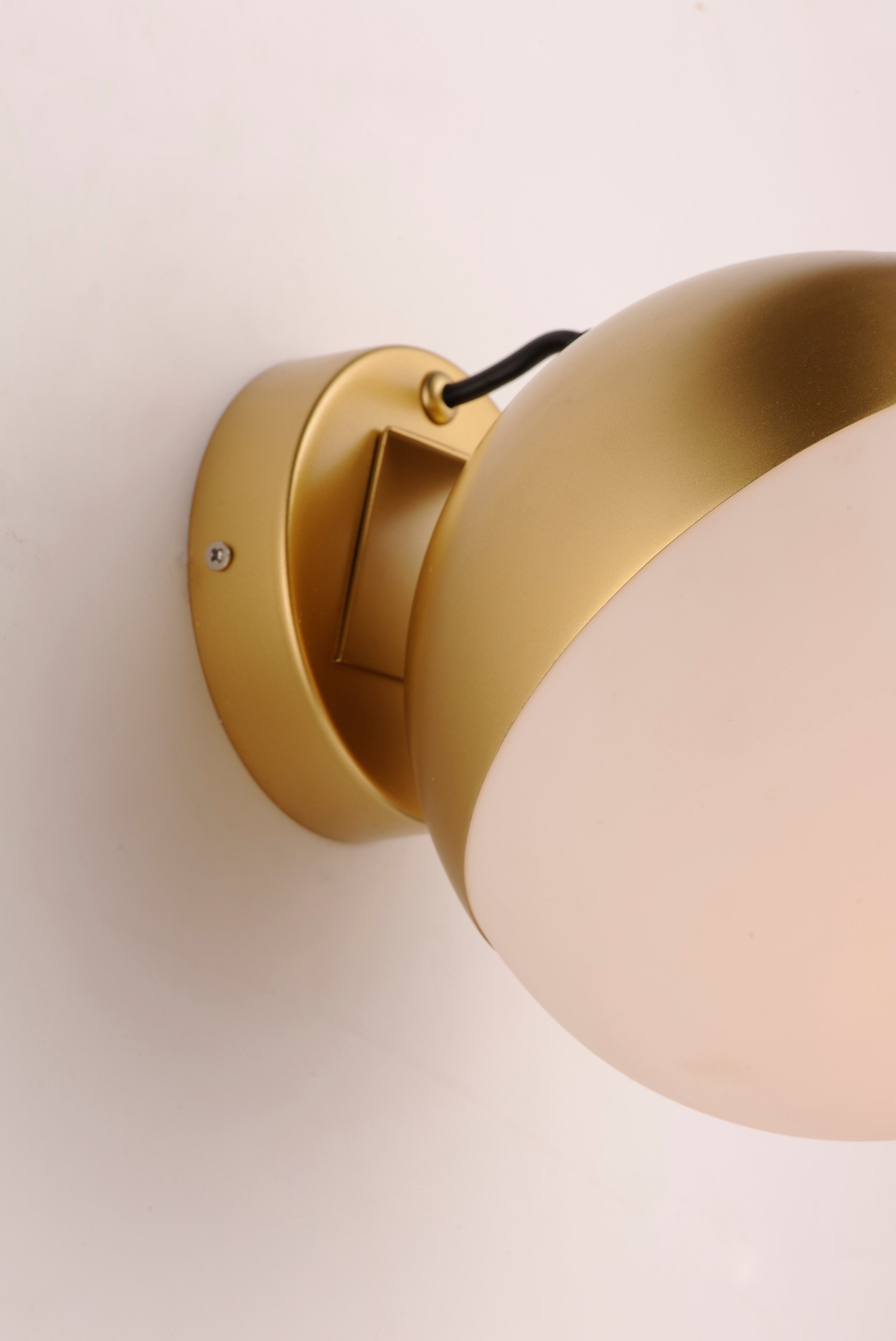 7.75 Inch Wall Sconce – Metallic Gold