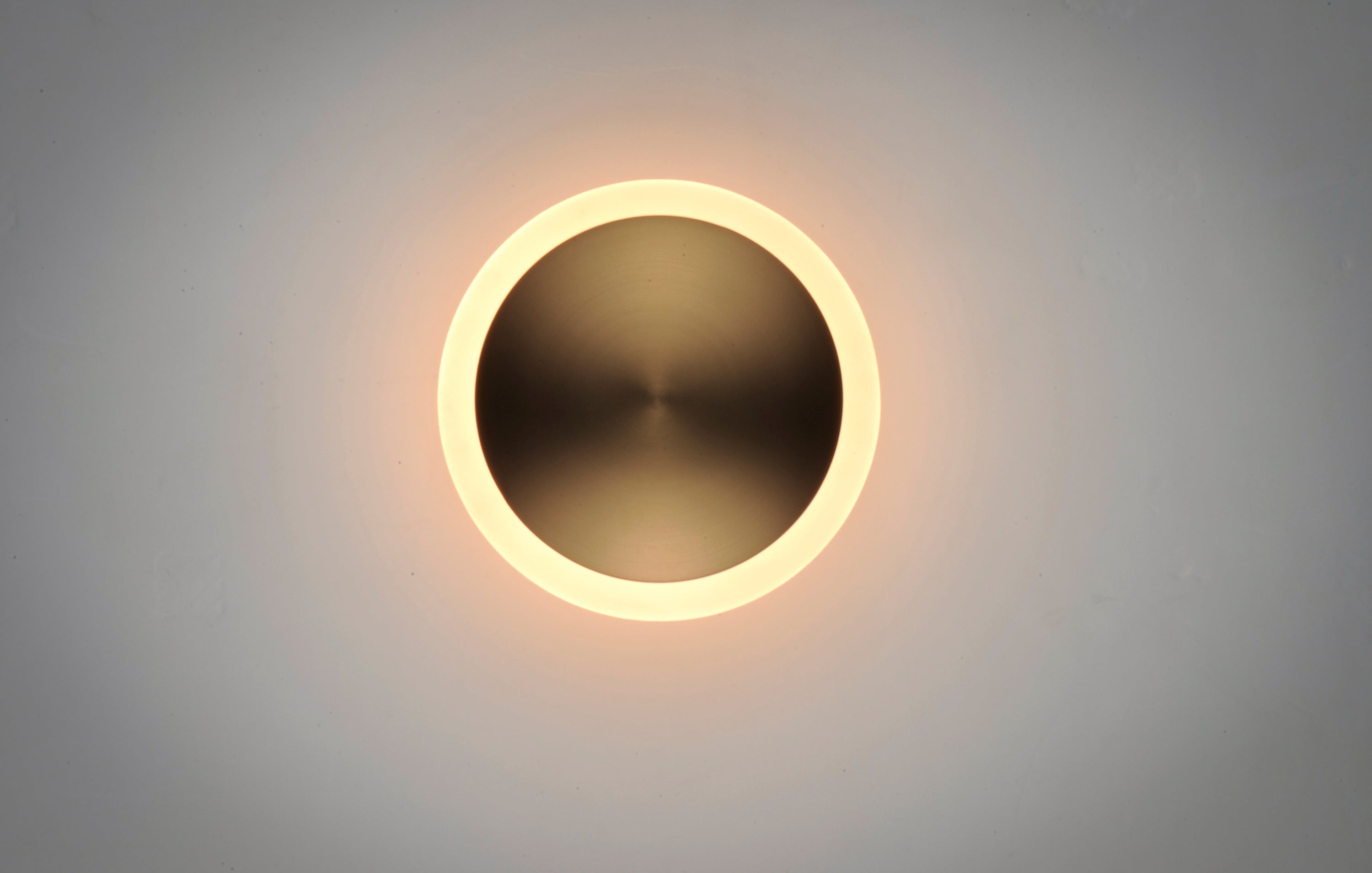 7 Inch Wall Sconce – Black / Gold