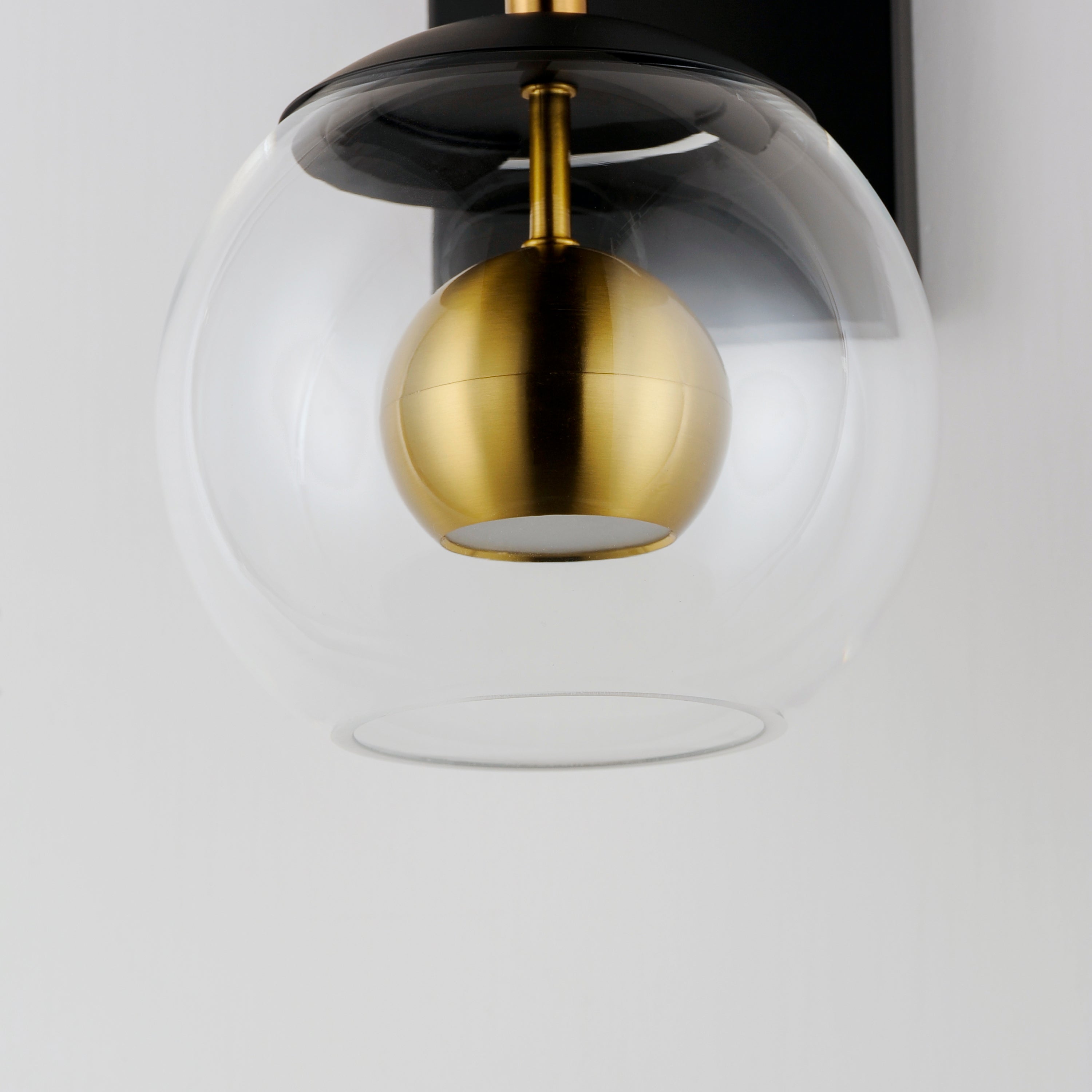 7 Inch Wall Sconce – Black / Natural Aged Brass