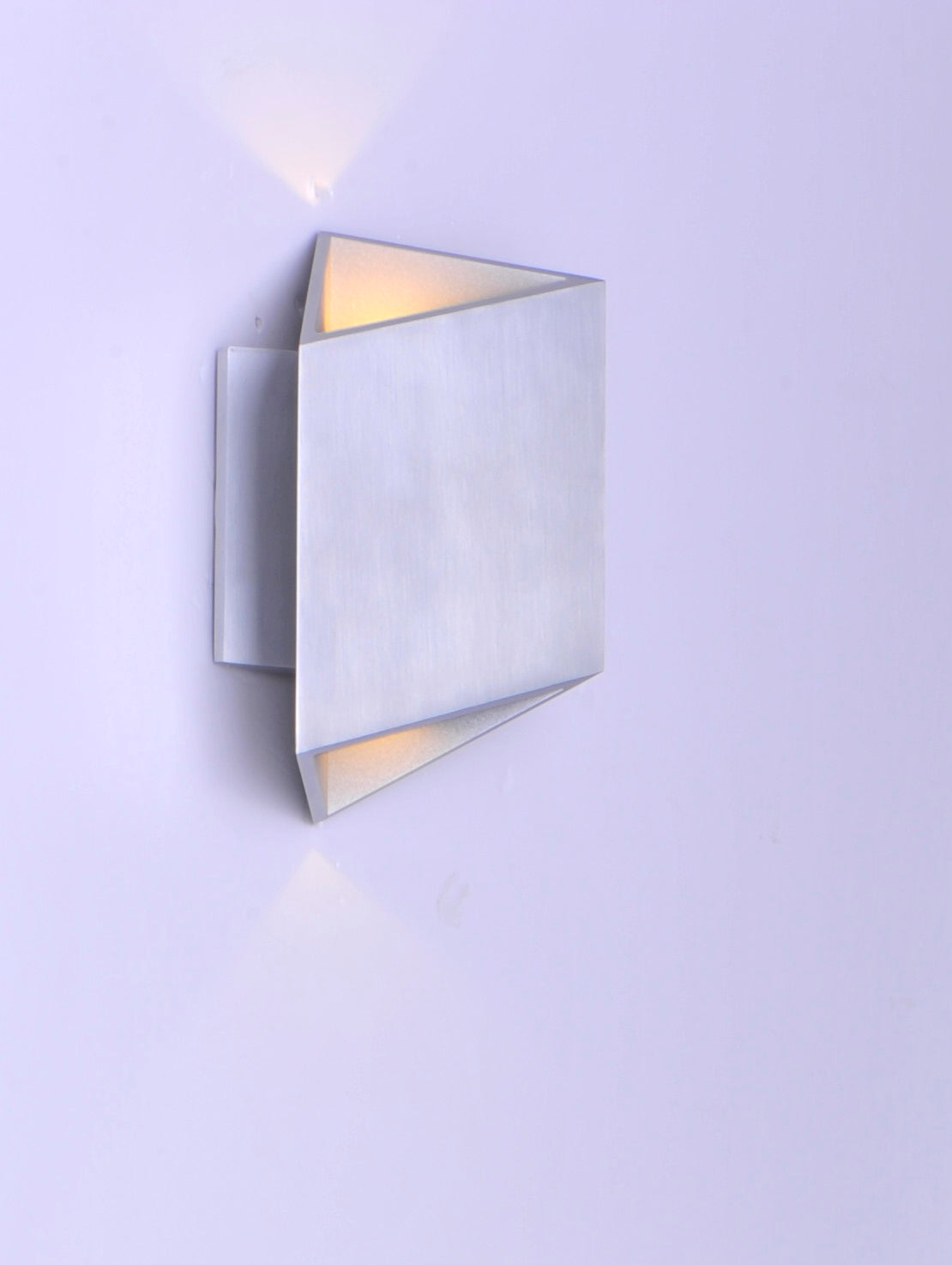 7 Inch Outdoor Wall Light – Satin Aluminum