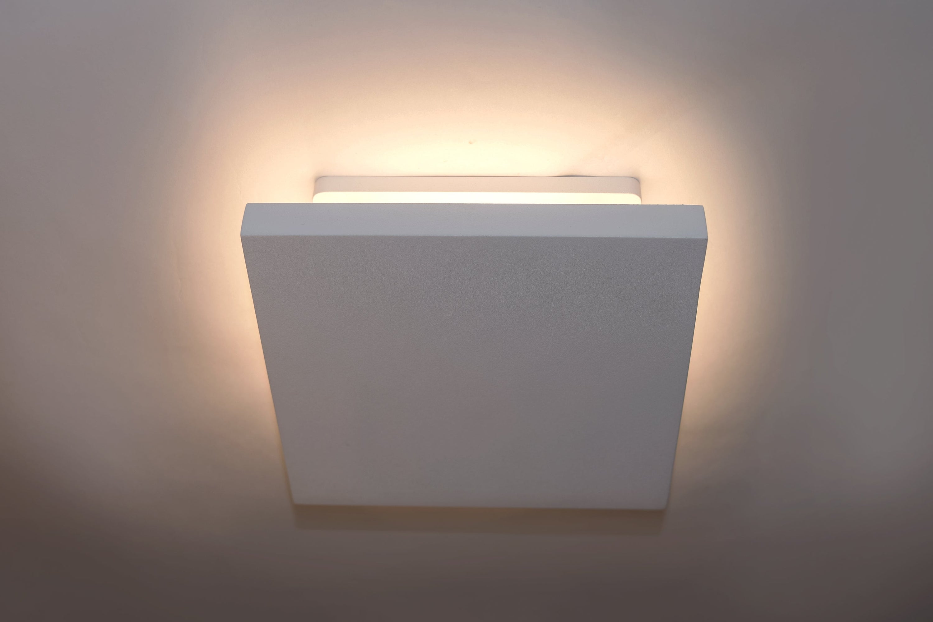 6 Inch Outdoor Wall Light – White