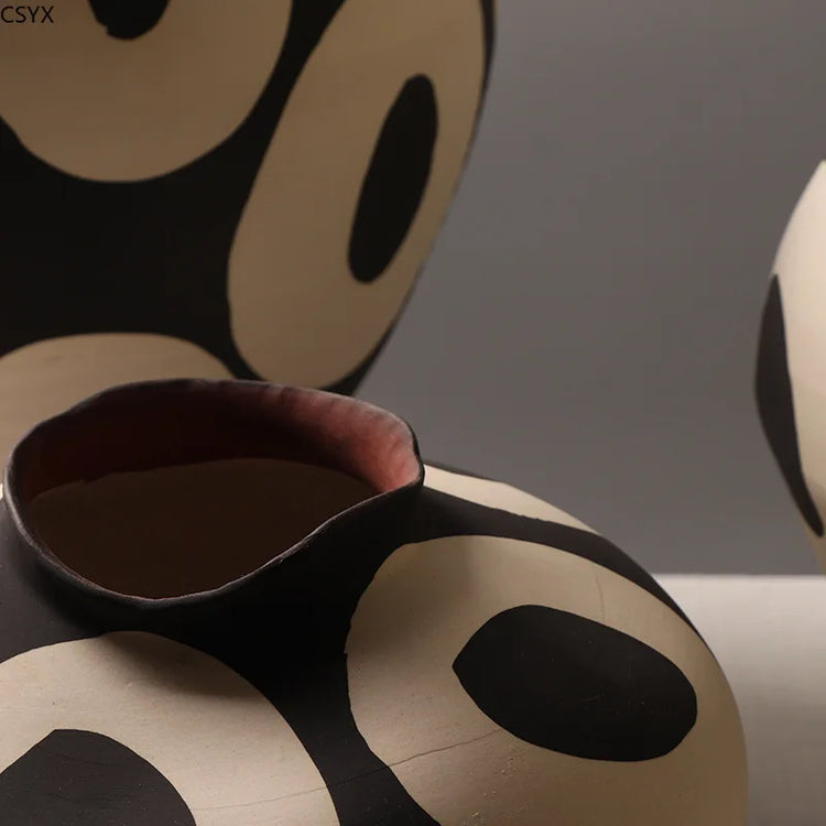 Geometric Ceramic Flower Vase Porcelain Décor | Aurelia