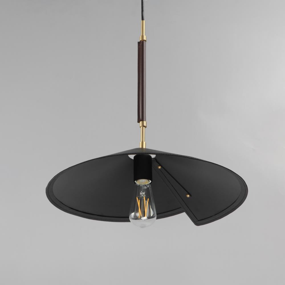Studio M CAVALIER SM81806NAB Pendant Traditional - Natural Aged Brass - Alternate view